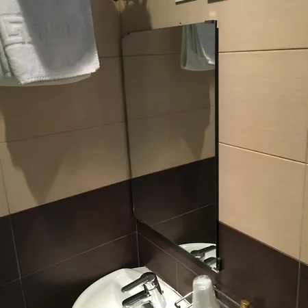 Oliveta Budget Guest house